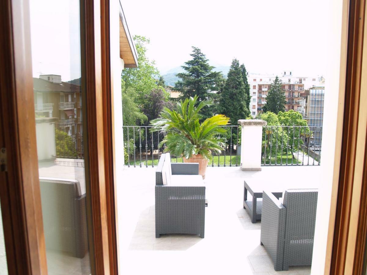 Casa Botta - Luino Lago Maggiore מראה חיצוני תמונה